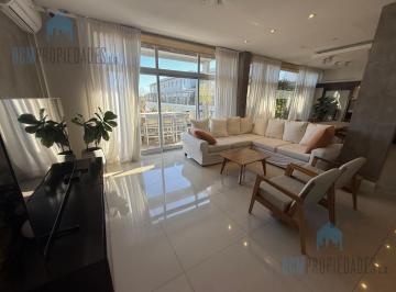 Departamento · 210m² · 5 Ambientes · 1 Cochera · Venta Departamento 5 Ambientes en Coghlan
