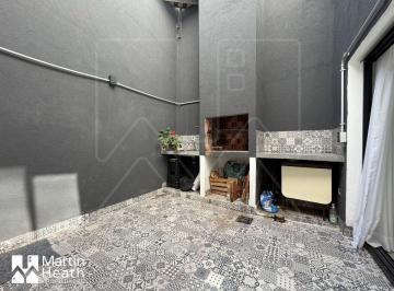 PH de 2 ambientes, Villa del Parque · Moderno PH Sin Expensas, con Patio y Parrilla Propia.