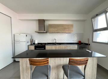 Departamento · 34m² · 1 Ambiente · 1 Cochera · Alquiler Mono con Balcón y Cochera. Apto Profes.