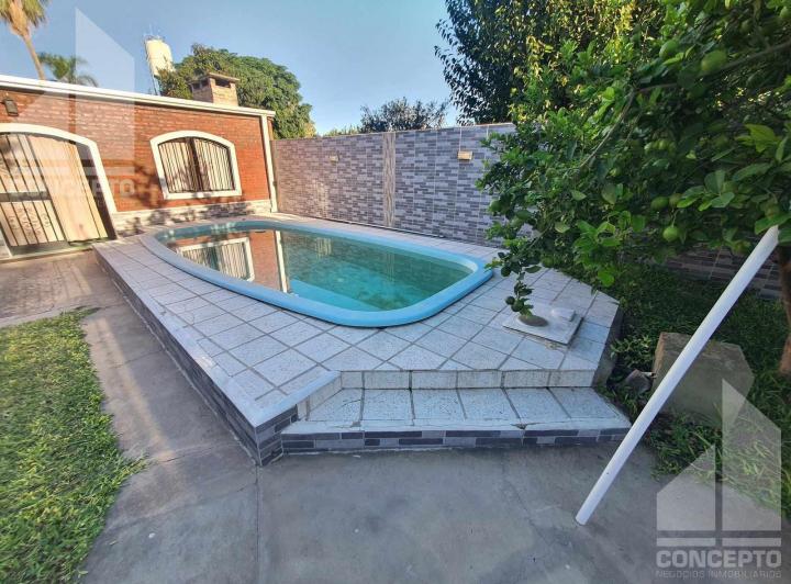 Casa · 100m² · 4 Ambientes · 1 Cochera