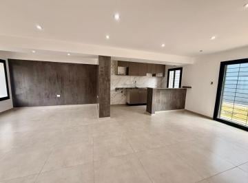 Casa · 100m² · 3 Ambientes · 2 Cocheras · Casa Venta San Martin 2 Dorm a Estrenar