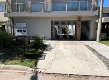 Departamento · 1 Ambiente · 1 Cochera · Departamento en Barrio La Cañada
