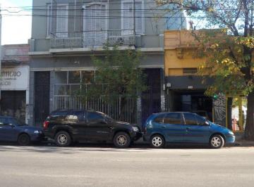 Local comercial , Villa Crespo · Local con Entrepiso Mas Una Habitacion y Patio con Cerramiento - Av Cordoba 5222