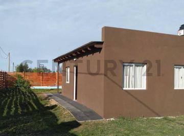 Casa · 46m² · 3 Ambientes · Venta Quinta de 3 Ambientes con Pileta y Parrila