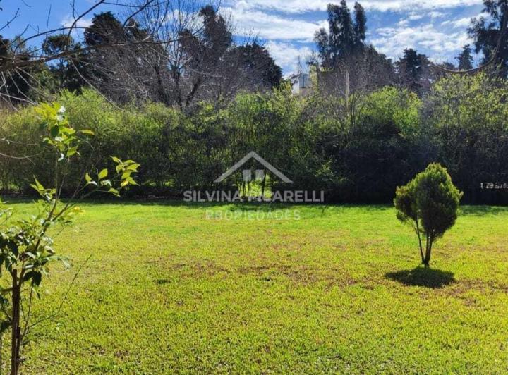 Terreno · 730m²