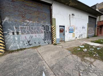 Local comercial · 400m² · 1 Ambiente · 8 Cocheras · Galpon con Oficina Merlo Centro