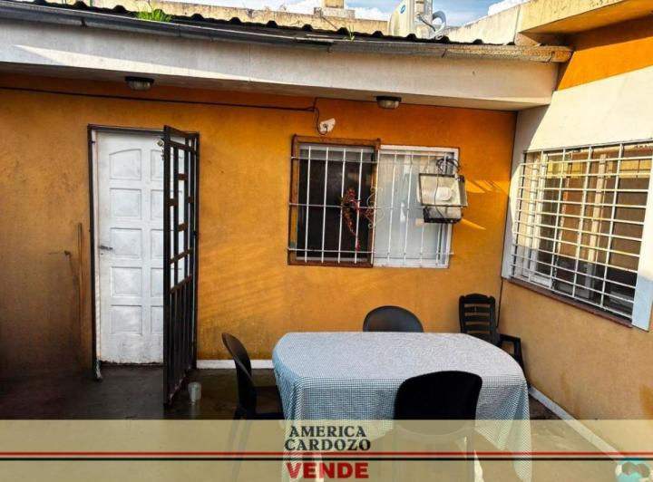 Casa · 300m² · 3 Ambientes