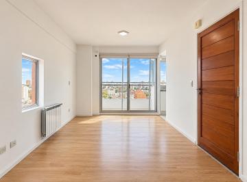Departamento · 50m² · 2 Ambientes · En Venta Departamento un Dormitorio con Amenities en Pichincha, Rosario