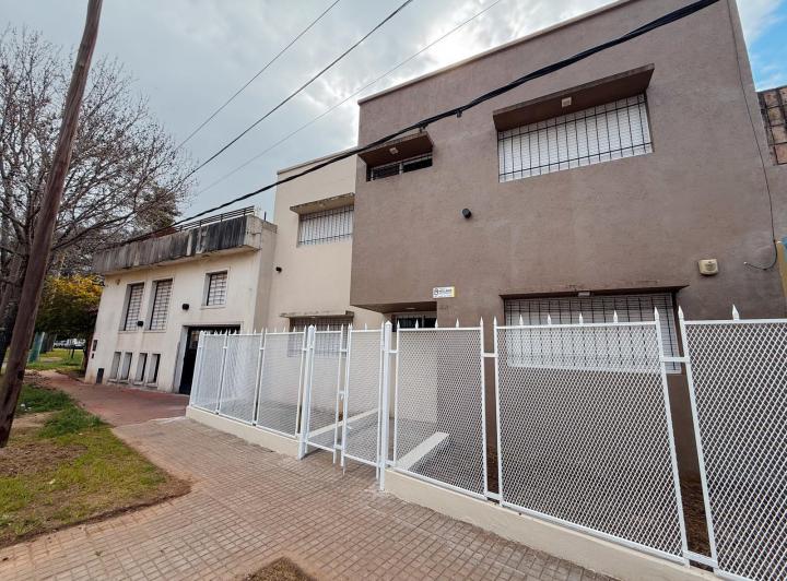 Casa · 177m² · 8 Ambientes · 2 Cocheras