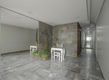 Departamento · 64m² · 3 Ambientes · Departamento de 3 Ambientes en Alquiler Muy Amplio en Flores