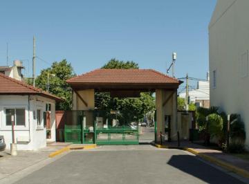 Departamento · 85m² · 4 Ambientes · 2 Cocheras · Venta Dpto 4amb con Cochera Pb