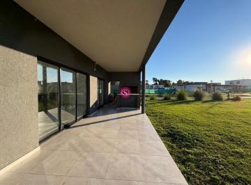 Casa · 120m² · 5 Ambientes · 3 Cocheras · Casa en Alquiler en El Aljibe, Pilar, G. B. a. Zona Norte