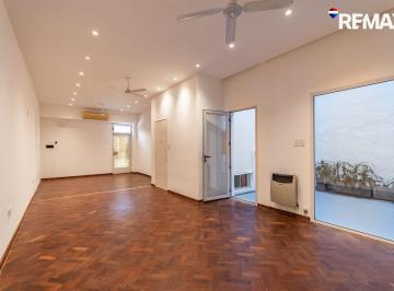 PH · 101m² · 3 Ambientes · 1 Cochera · Venta PH C/cochera, Patio y Local, Pb, Caballito