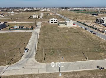 Terreno , Córdoba · Lote en Venta - Abras de Manantiales - 300 m² Apto Dúplex