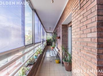 Departamento · 157m² · 5 Ambientes · 2 Cocheras · Departamento 5 Ambientes en Flores con Cochera Apto Credito