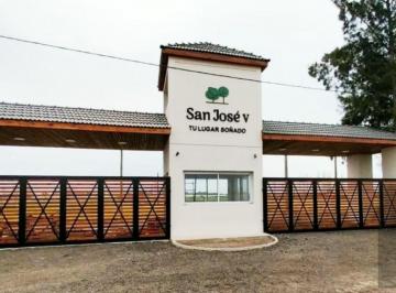 Terreno · 300m² · Terreno Lote en Venta en Lisandro Olmos Etcheverry, La Plata, G. B. a. Zona Sur