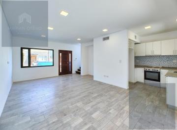 Casa · 81m² · 4 Ambientes · 2 Cocheras · Duplex en Alquiler en Cañada Village de 4 Ambientes