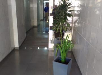 Departamento de 2 ambientes, Almagro · 2 Ambientes en Almagro Sobre Av Belgrano Al 3400