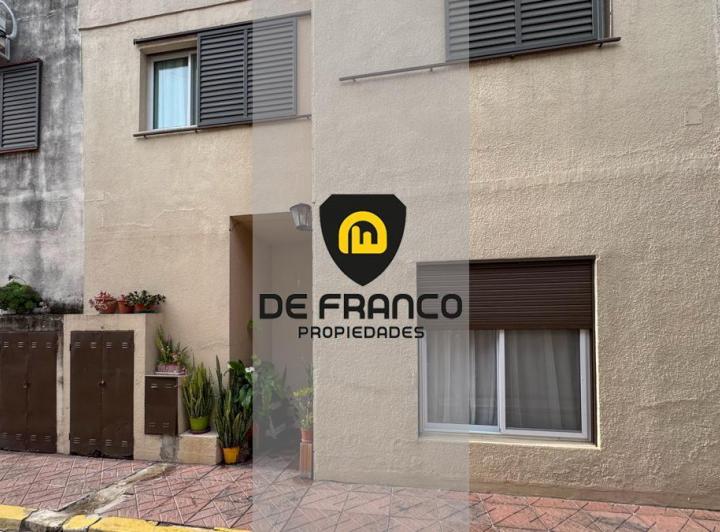 Casa · 152m² · 4 Ambientes · 2 Cocheras