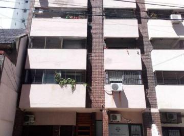 Departamento · 42m² · 2 Ambientes · Departamento Semipiso en Venta en Avellaneda, G. B. a. Zona Sur, Argentina
