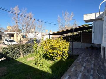 Casa · 123m² · 7 Ambientes · 1 Cochera · Vende Casa Barrio Municipal 3 Dorm. Cochera