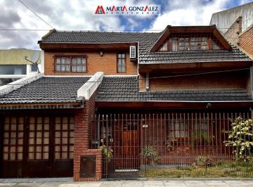 Casa · 160m² · 6 Ambientes · 1 Cochera · Casa en Venta 6 Ambientes Villa Sarmiento