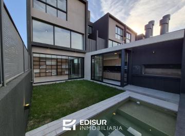 Casa · 180m² · 13 Ambientes · 2 Cocheras · Triplex en Venta a Estrenar en Costas de Manantiales