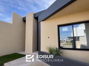 Casa · 128m² · 2 Dormitorios · Duplex 2 Dorm Pb Colinas de Manantiales