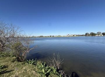 Terreno · 2500m² · Terreno en Venta Al Lago Central en La Isla Nordelta