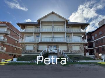 Departamento · 90m² · 4 Ambientes · 1 Cochera · Departamento en Venta en Pinamar - Frente Al Mar