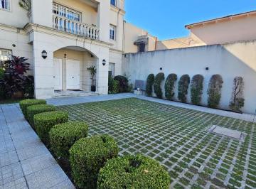 PH · 134m² · 4 Ambientes · 2 Cocheras · Triplex 4 Amb C/ Coch - Alquiler - Castelar