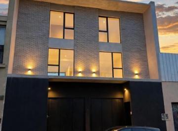 PH · 133m² · 3 Ambientes · 2 Cocheras · PH en Venta - San Fernando