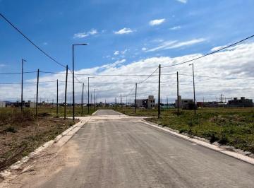 Terreno · 600m² · Apto Comercio de 600 m - Docta Parque