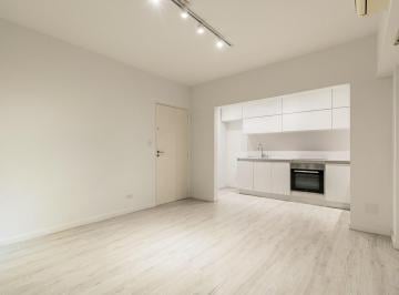Departamento · 38m² · 2 Ambientes · Alquiler Departamento 2 Ambientes Avellaneda Centro - Excelente Ubicacion