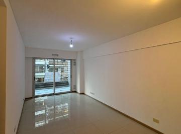 Living-comedor · 2 Ambientes con Balcon Amplio Al Frente y Pileta