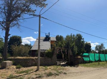 Casa de 4 ambientes, San Carlos de Bariloche · Casa en Venta en Calle del Amanecer y de Los Lagos, Km 12, Bariloche – Lote de 653 m²