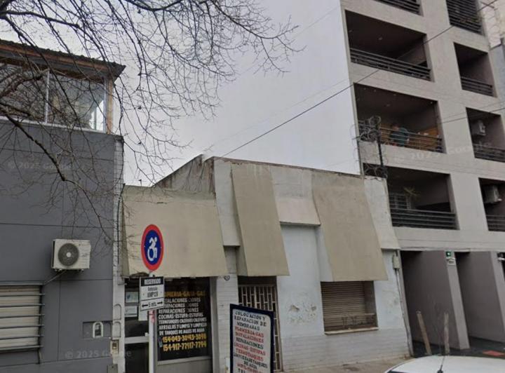 Terreno · 240m²