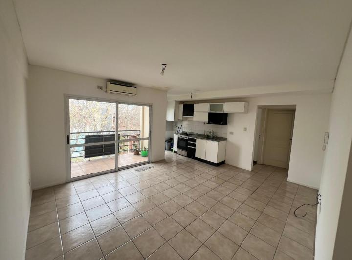 Departamento · 45m² · 2 Ambientes · 1 Cochera