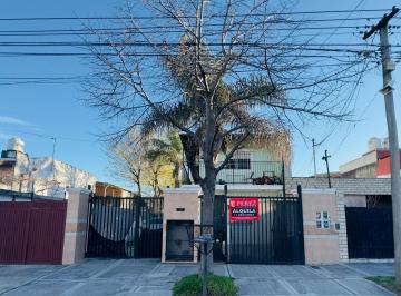 Departamento · 45m² · 2 Ambientes · 1 Cochera · Departamento en Planta Alta en Alquiler Ingreso Inmediato