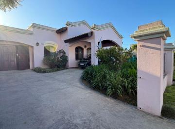 Casa de 6 ambientes, La Plata · Casa en Venta Gonnet 499 5 y 6