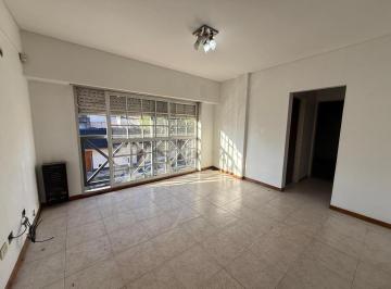 Departamento · 55m² · 2 Ambientes · Alquiler Dpto 2 Amb/ con Patio Lanús Oeste!