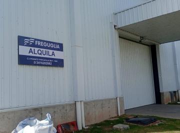 Local comercial · 2800m² · 2 Ambientes · 6 Cocheras · Galpón en Alquiler en Parque Industrial en Alvear