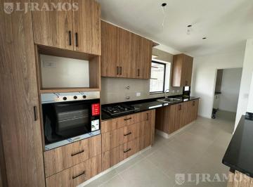 Casa · 805m² · 5 Ambientes · 4 Cocheras · Casa a Estrenar Lote Interno 1 Planta en Golf Pg