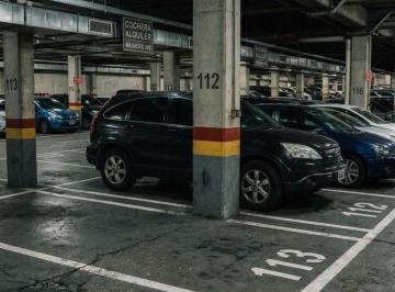 Garage , Lomas de Zamora · Alquiler Cochera Fija Cubierta Subsuelo Edificio Colombres 380 Seguridad 24/7