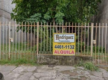 Terreno · 300m² · 2 Cocheras · Lote 10x30 - Uso Comercial