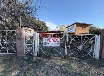 Casa · 70m² · 3 Ambientes · 2 Cocheras · Venta de Casa en Panaholma