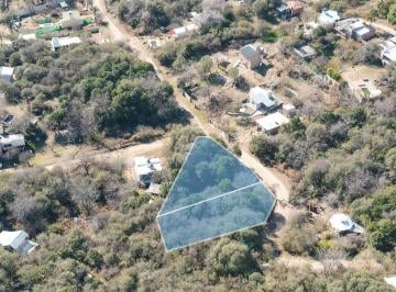 Terreno · 1011m² · Venta de Lotes en Agua de Oro Aprobación Municipal Para Construir!