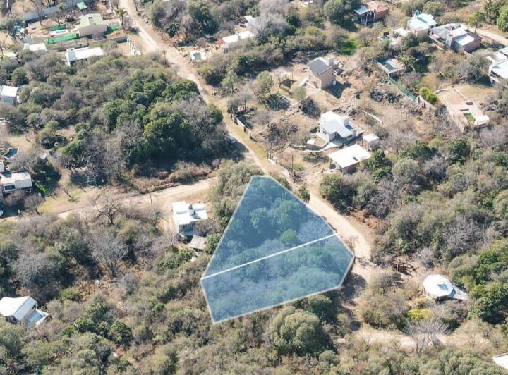 Terreno · 1011m²