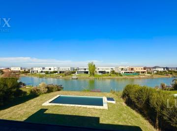 Casa · 180m² · 5 Ambientes · 3 Cocheras · Casa en Alquiler a La Laguna El Canton Norte