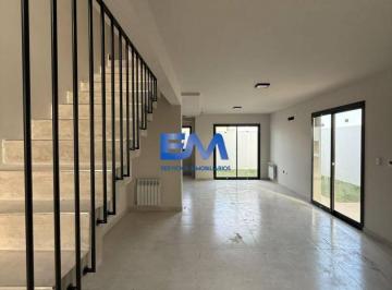 ANM-ANM-360_2 · Alquilo Duplex a Estrenar Prados de Manantiales - 3 Dorm. - Patio C/ Asador